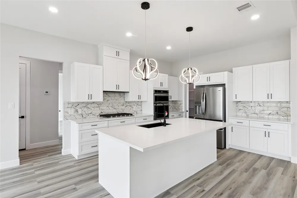5766 Ward Bend  Rd Sealy, TX 77474