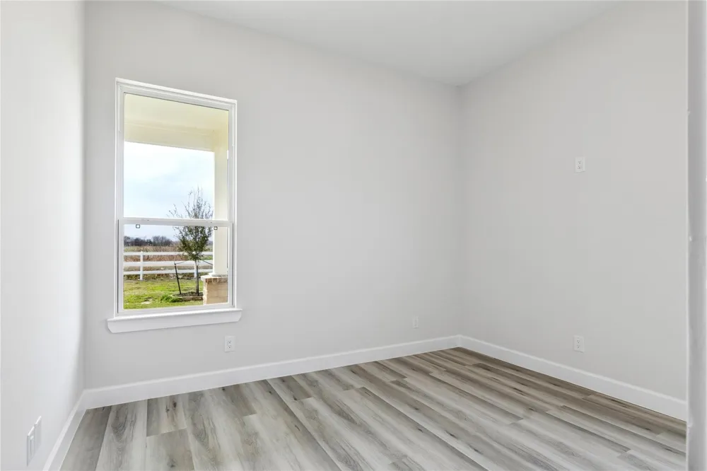 5766 Ward Bend  Rd Sealy, TX 77474