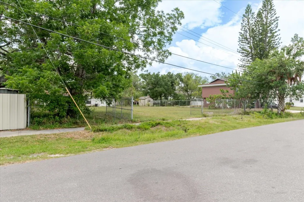 7208 S SHERRILL Tampa, FL 33616