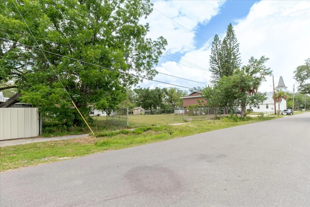 7208 S SHERRILL Tampa, FL 33616