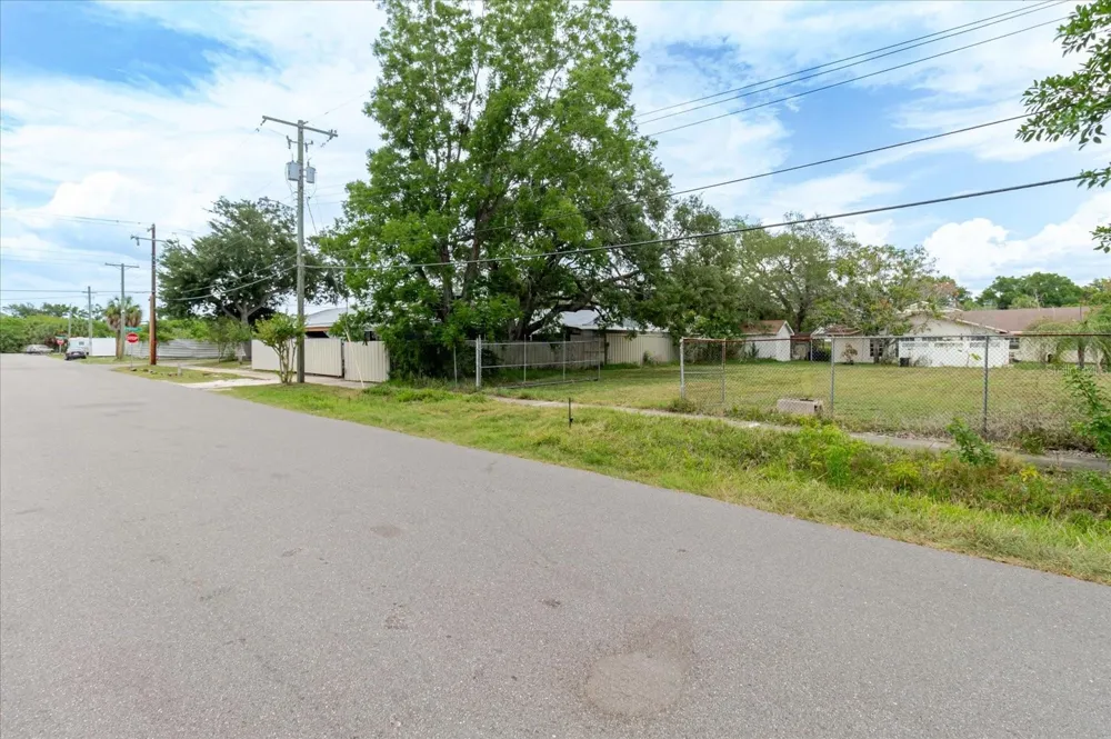 7208 S SHERRILL Tampa, FL 33616