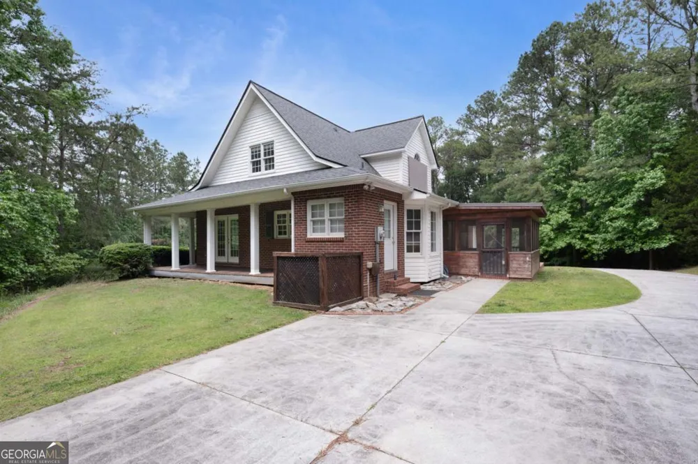 337 Fields Ferry DR NE Calhoun, GA 30701