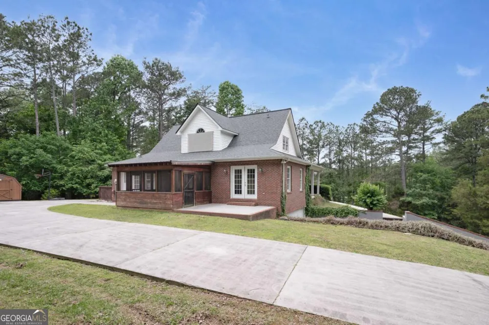 337 Fields Ferry DR NE Calhoun, GA 30701