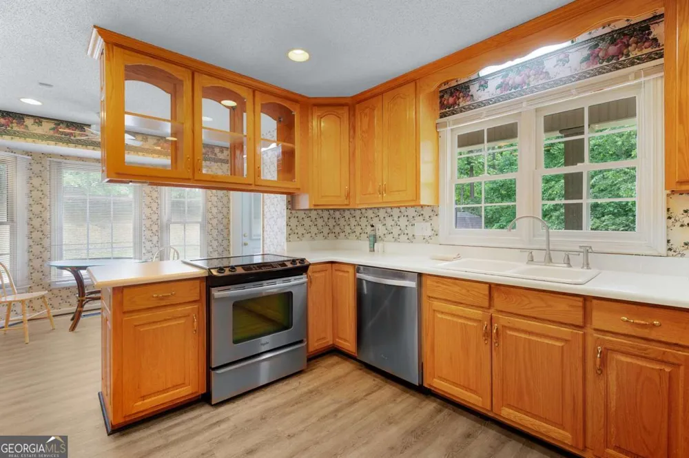 337 Fields Ferry DR NE Calhoun, GA 30701