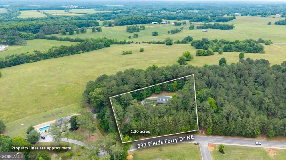 337 Fields Ferry DR NE Calhoun, GA 30701