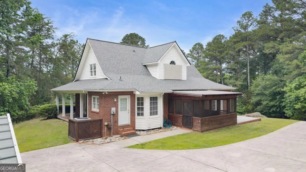 337 Fields Ferry DR NE Calhoun, GA 30701