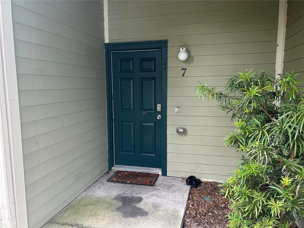 3717 S LAKE ORLANDO PARKWAY #7 Orlando, FL 32808