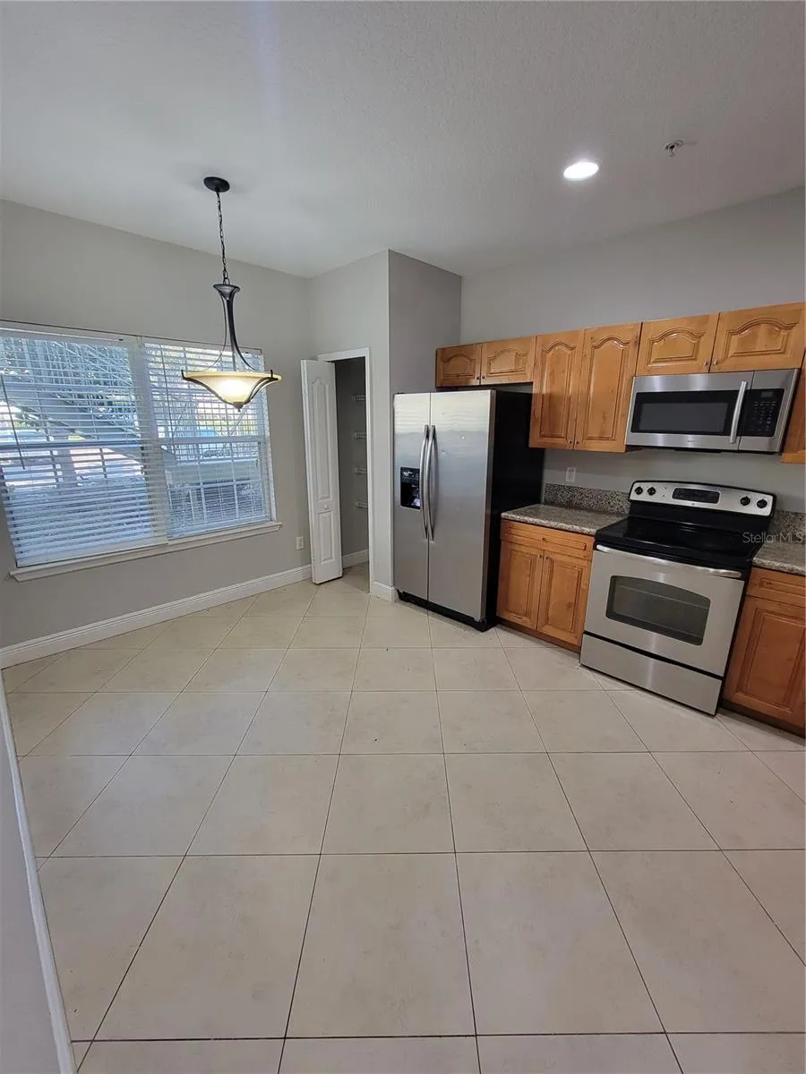 3717 S LAKE ORLANDO PARKWAY #7 Orlando, FL 32808