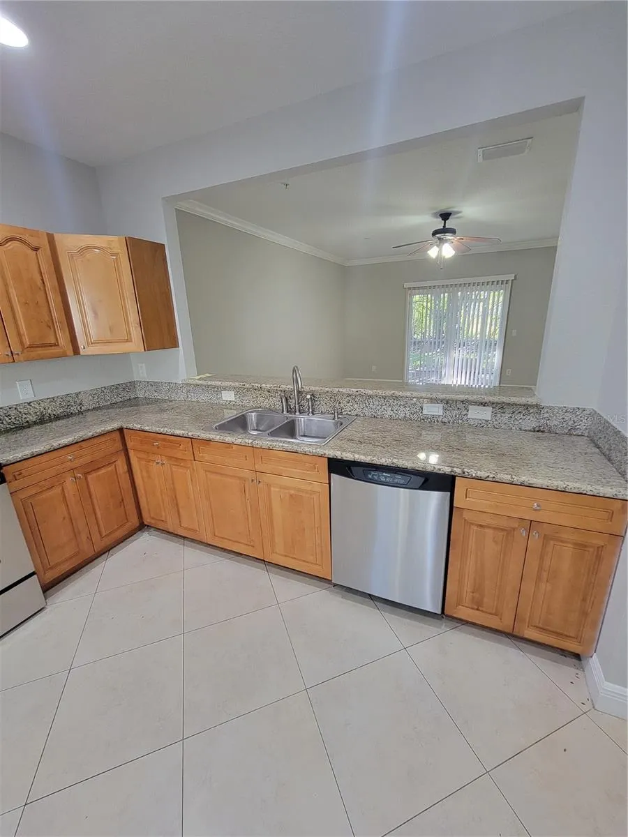 3717 S LAKE ORLANDO PARKWAY #7 Orlando, FL 32808