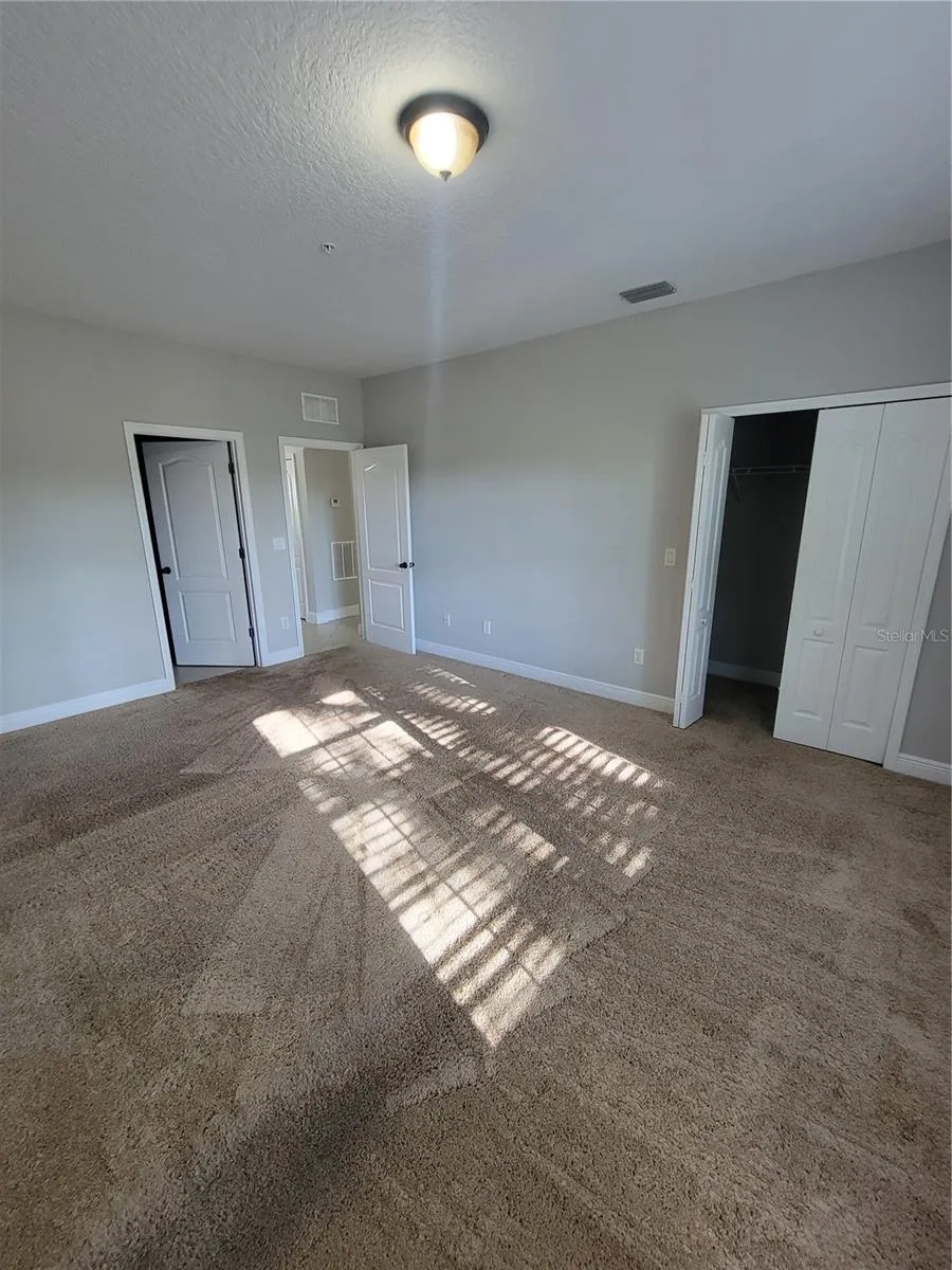 3717 S LAKE ORLANDO PARKWAY #7 Orlando, FL 32808