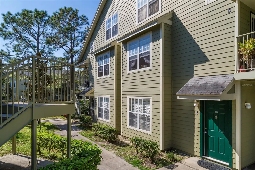 3717 S LAKE ORLANDO PARKWAY #7 Orlando, FL 32808