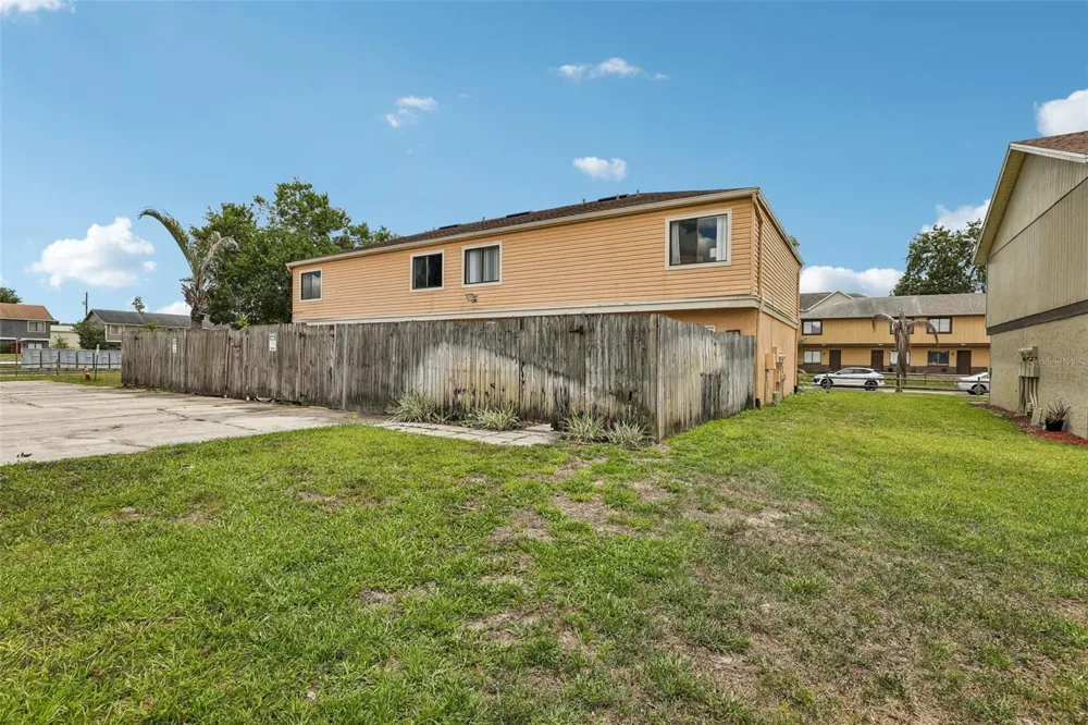 12057 TIFT CIRCLE Orlando, FL 32826