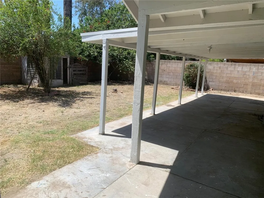 1855 W 13th San Bernardino, CA 92411