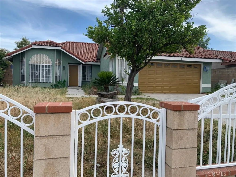 1855 W 13th San Bernardino, CA 92411