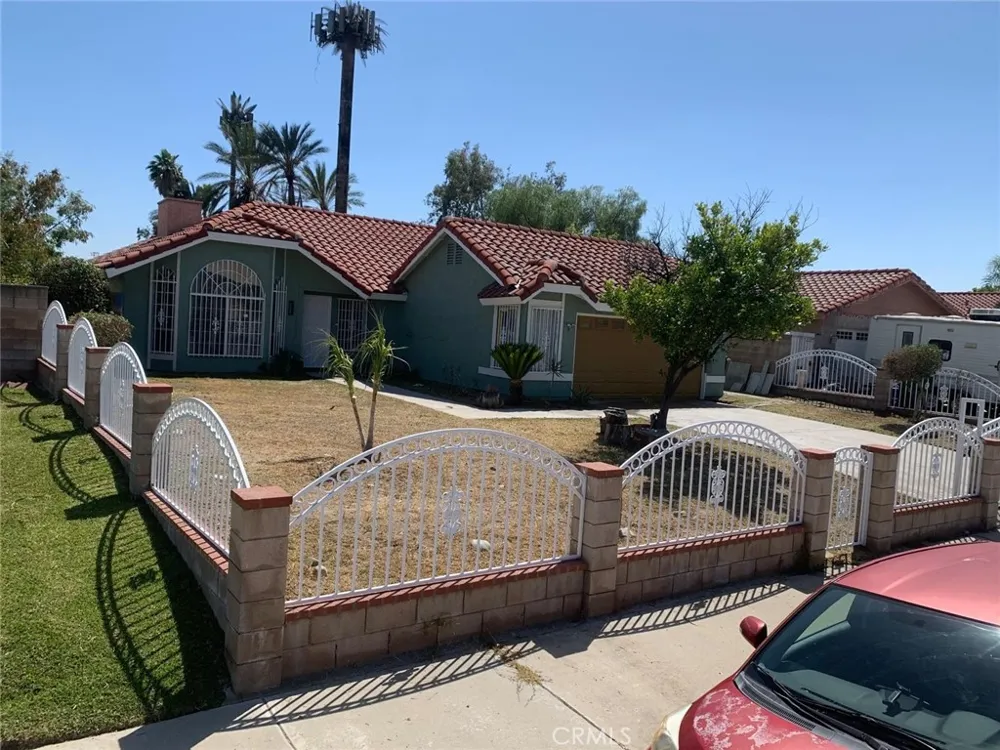 1855 W 13th San Bernardino, CA 92411