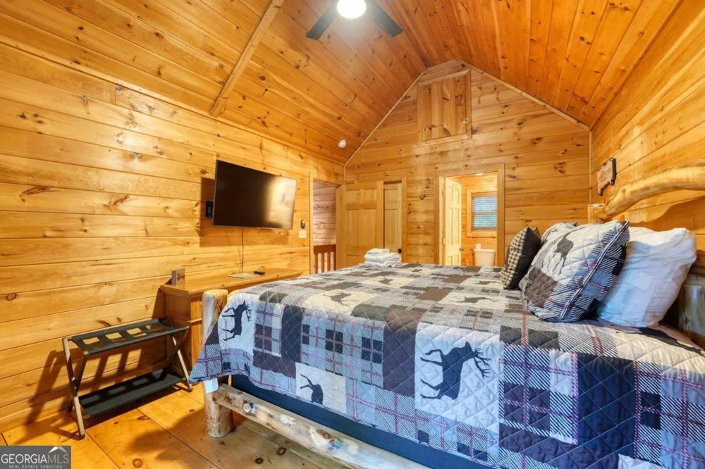 1564 Black Ankle Creek RD Cherry Log, GA 30522