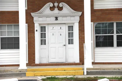 4158 TAMIAMI TRAIL #B6