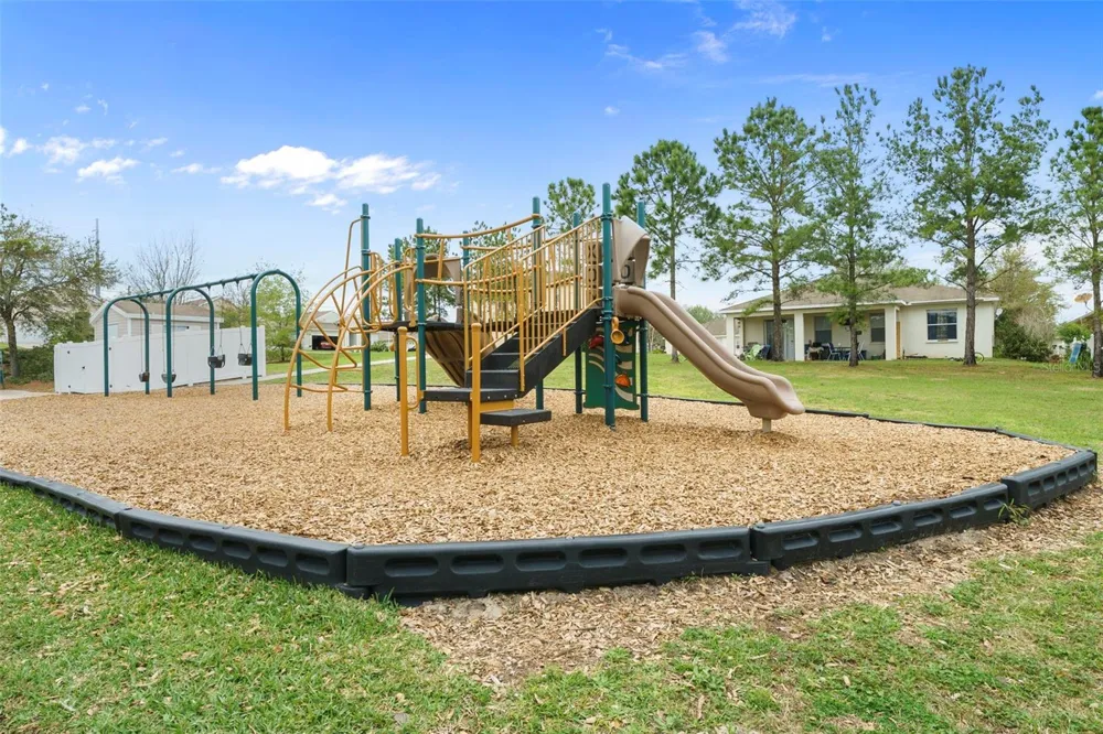 8483 PINETOP RIDGE LANE Brooksville, FL 34613