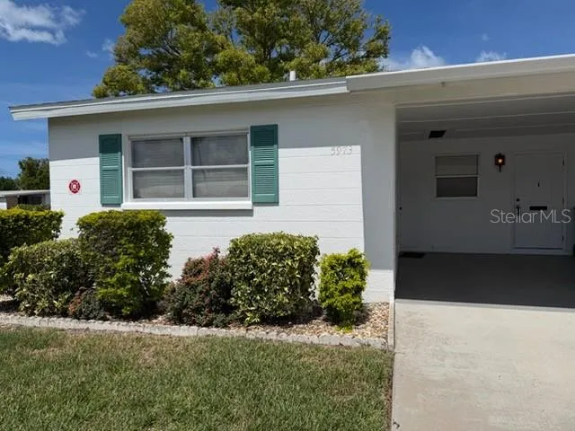 5973 HIBISCUS DRIVE Bradenton, FL 34207