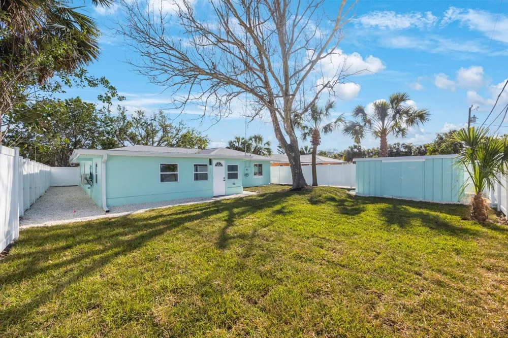 280 41ST AVENUE St Pete Beach, FL 33706