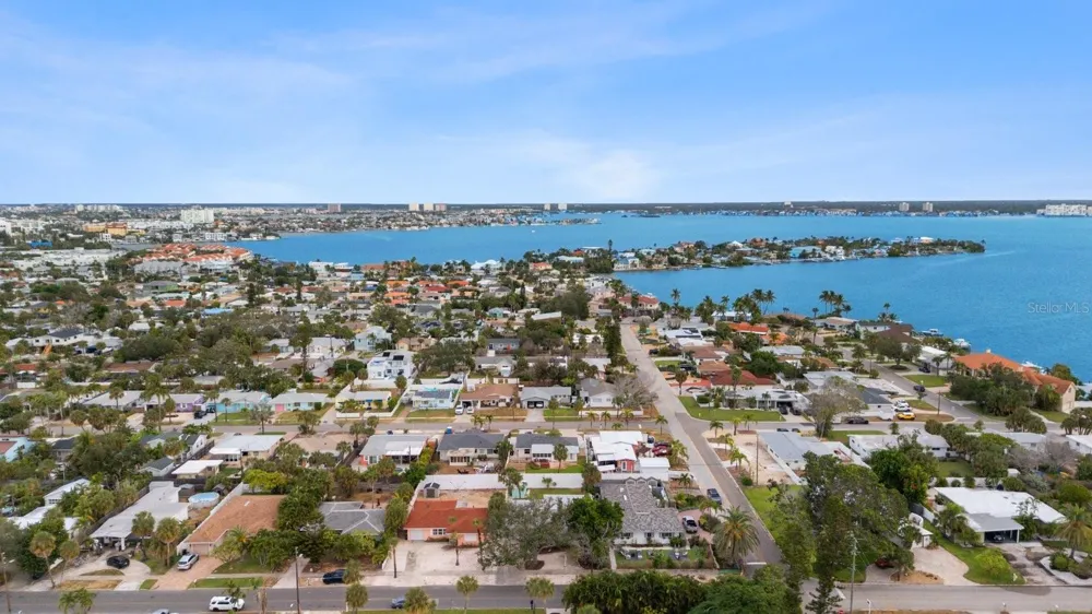 280 41ST AVENUE St Pete Beach, FL 33706