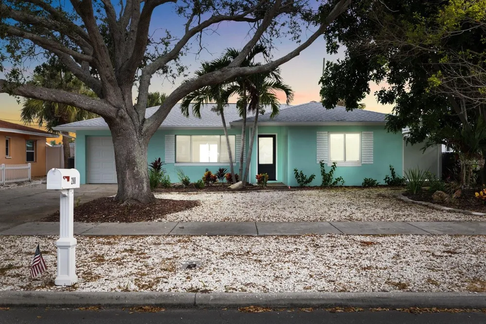 280 41ST AVENUE St Pete Beach, FL 33706