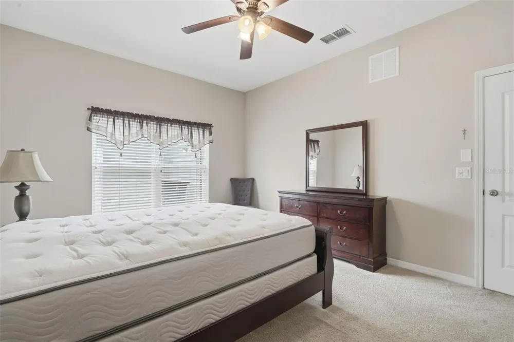 556 JUNIPER SPRINGS DRIVE Groveland, FL 34736