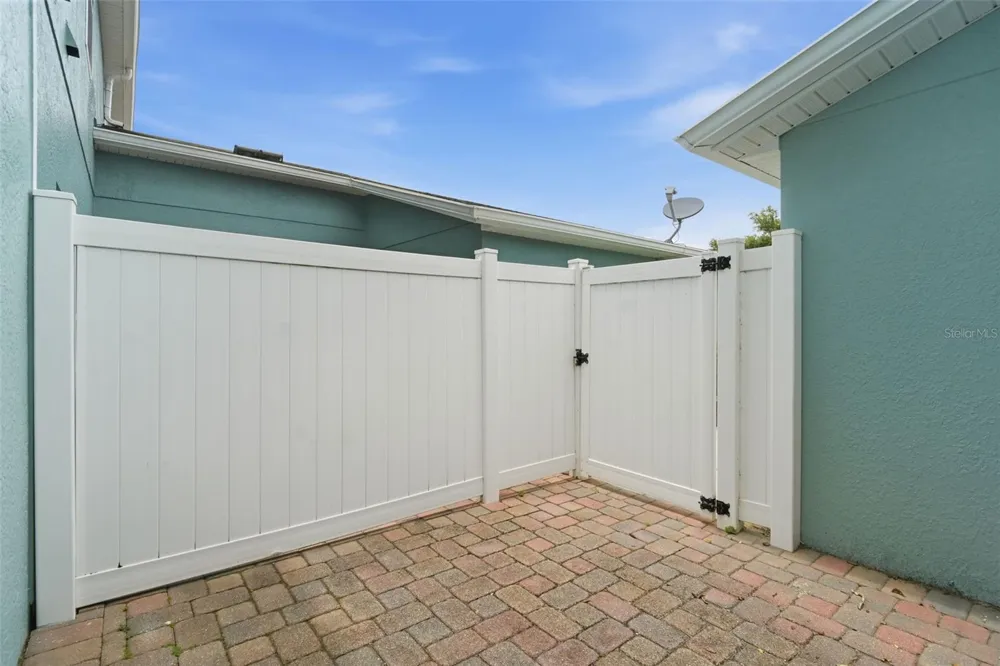 556 JUNIPER SPRINGS DRIVE Groveland, FL 34736