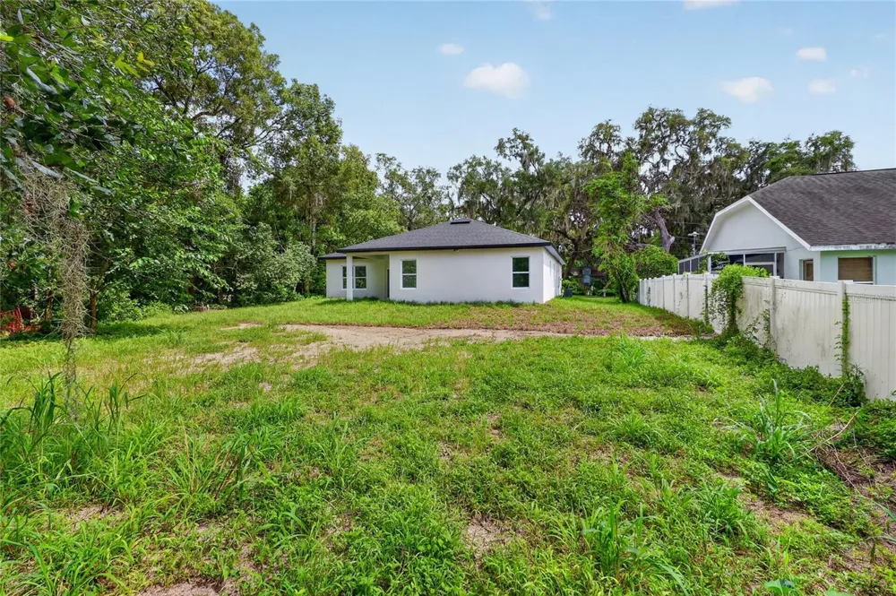 881 W WISCONSIN AVENUE Orange City, FL 32763