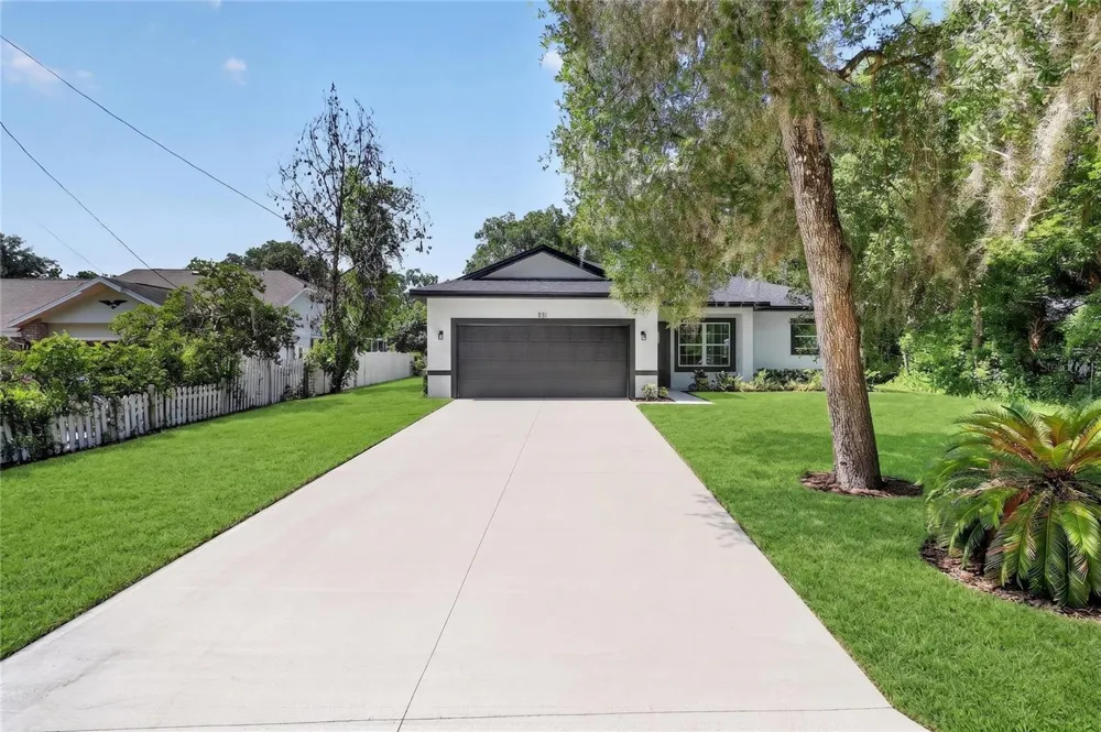 881 W WISCONSIN AVENUE Orange City, FL 32763