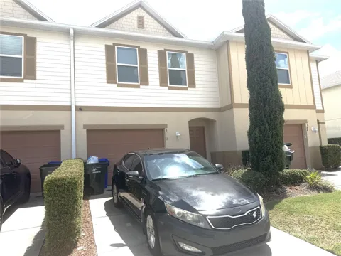 3843 EXETER LANE