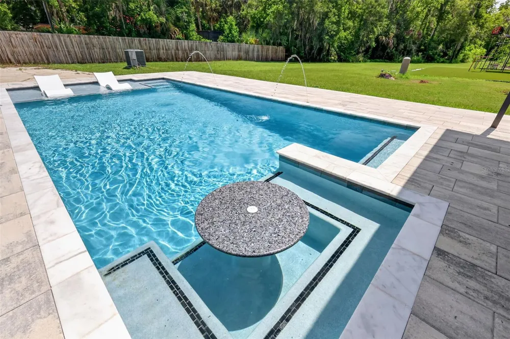 32589 OKALOOSA TRAIL Sorrento, FL 32776