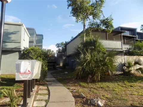 613 SW 75 STREET #101