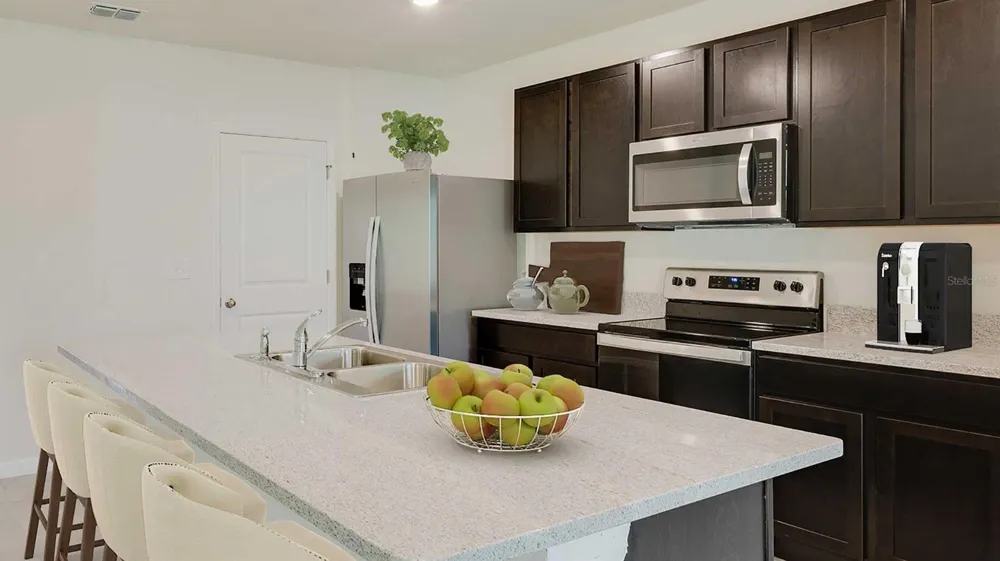 8609 TIDEWATER TRAIL AVENUE Temple Terrace, FL 33637