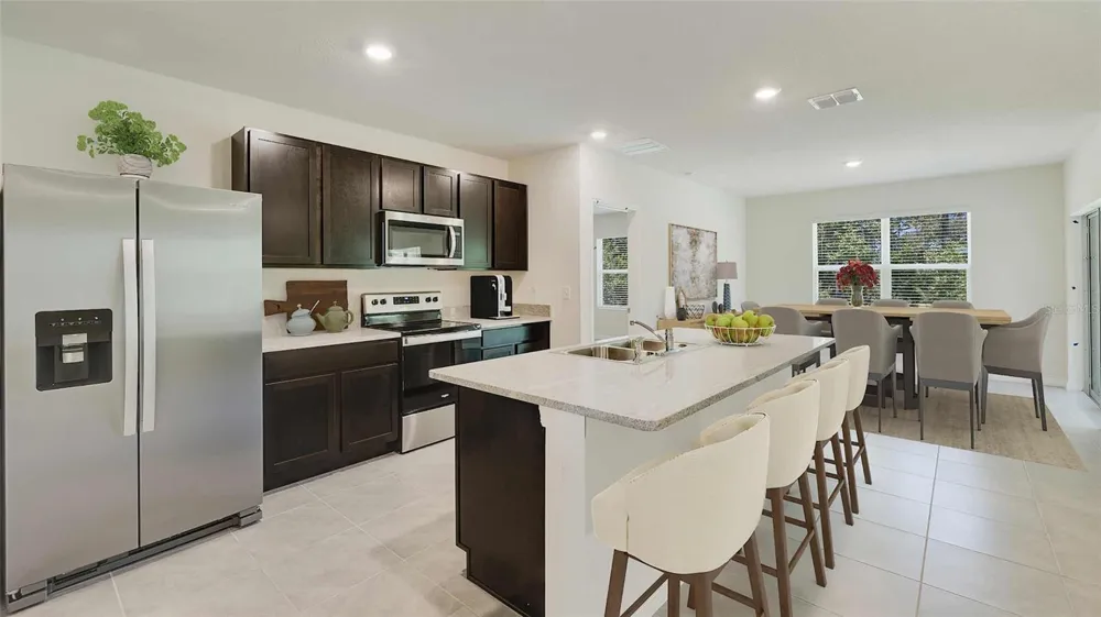 8609 TIDEWATER TRAIL AVENUE Temple Terrace, FL 33637