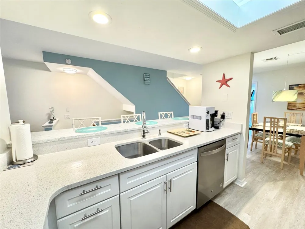 603 GARLAND CIRCLE Indian Rocks Beach, FL 33785
