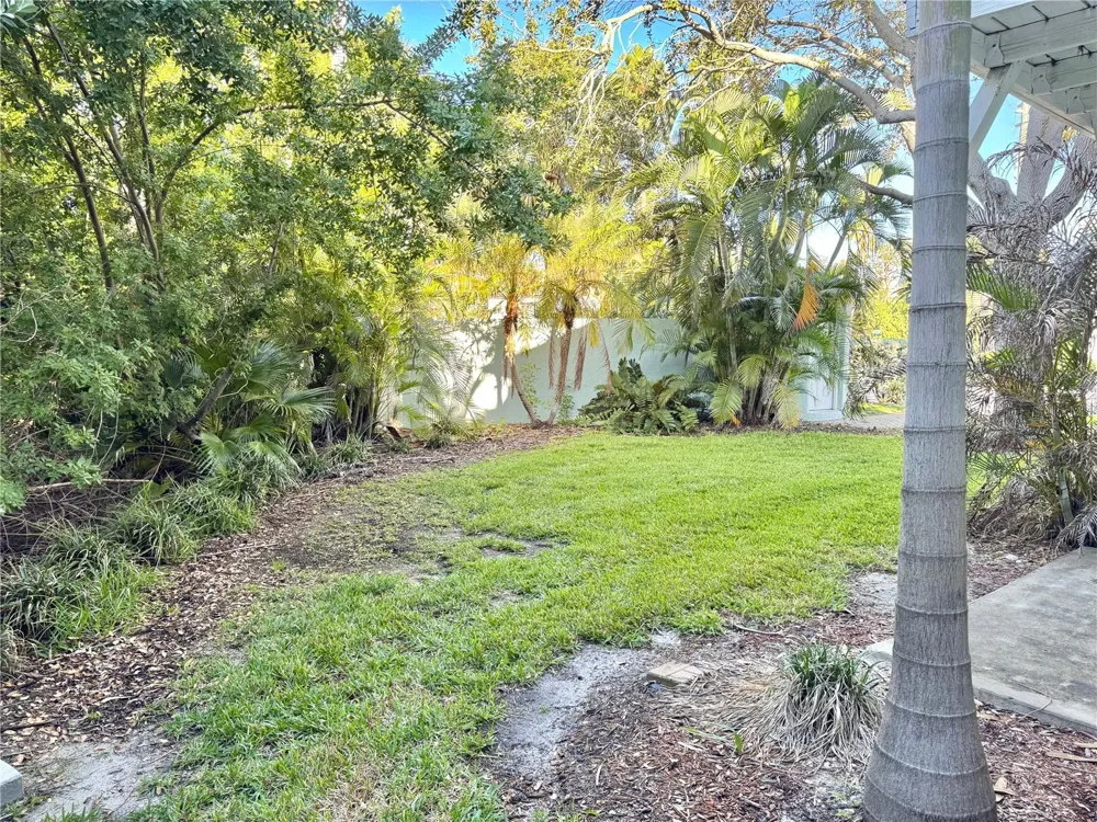 603 GARLAND CIRCLE Indian Rocks Beach, FL 33785