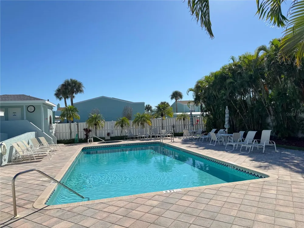 603 GARLAND CIRCLE Indian Rocks Beach, FL 33785