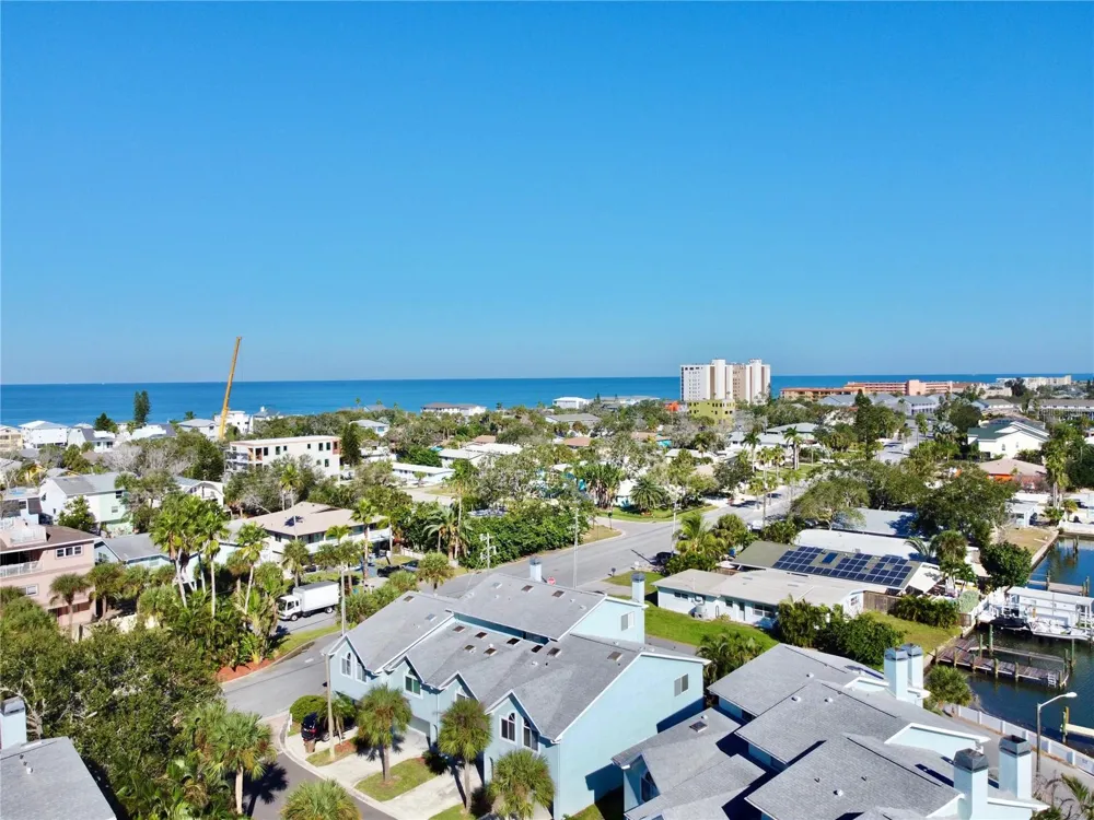 603 GARLAND CIRCLE Indian Rocks Beach, FL 33785