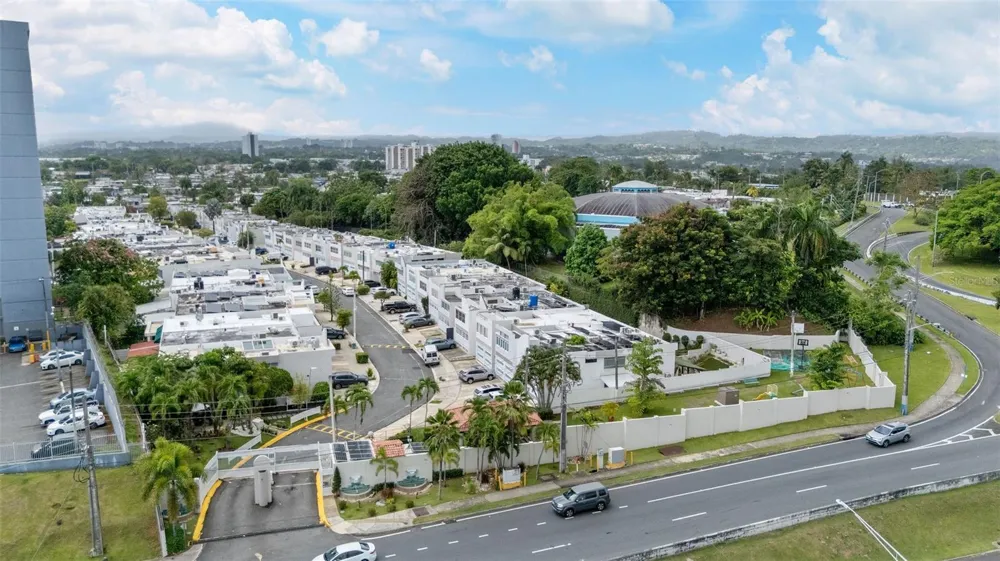 B-14 CALLE SEVILLA BILTMORE Guaynabo, PR 00966