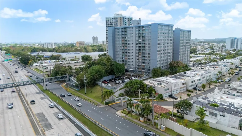B-14 CALLE SEVILLA BILTMORE Guaynabo, PR 00966
