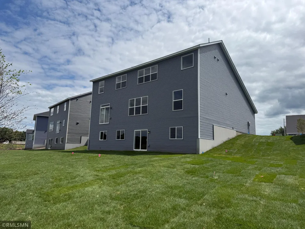1691 Meadows Drive NE East Bethel, MN 55011