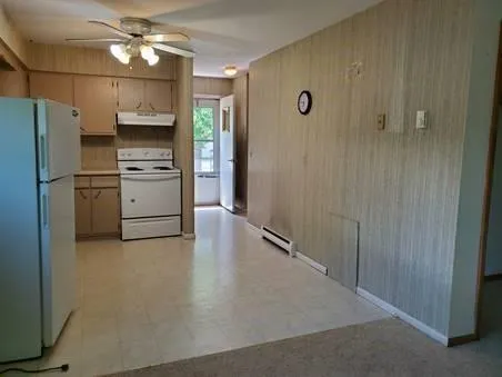 376 4th Street E #10 Halstad, MN 56548