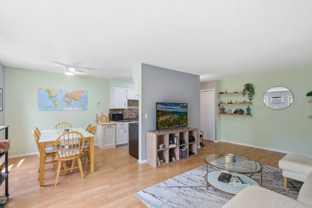 908 9th Avenue S #7 Hopkins, MN 55343