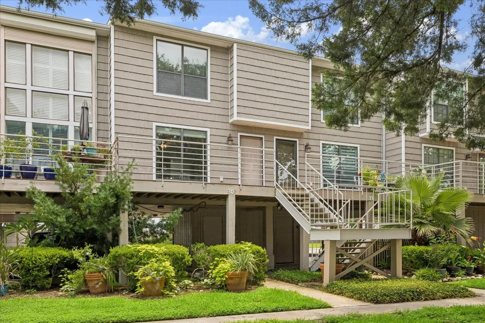 30 Lakewood Lane #30 Seabrook, TX 77586