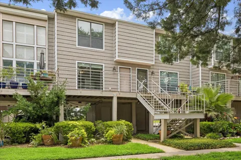 30 Lakewood Lane #30
