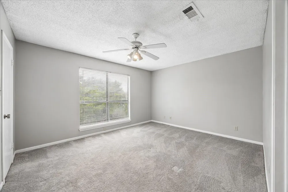 30 Lakewood Lane #30 Seabrook, TX 77586