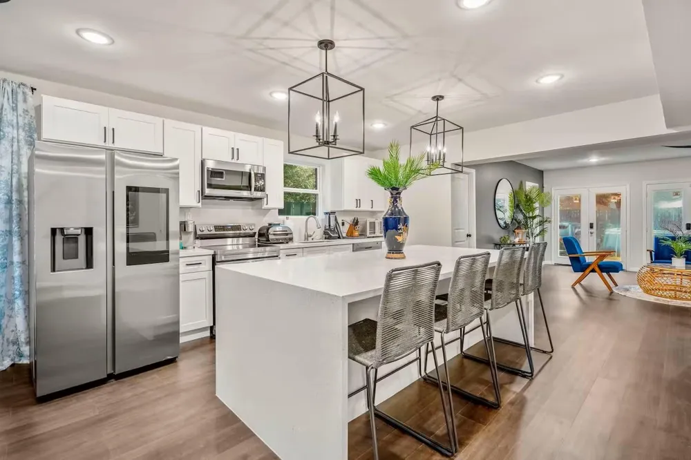 3741 Charleston Street Houston, TX 77021