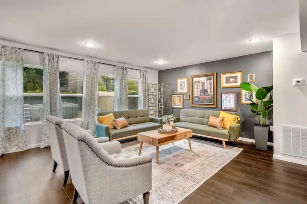 3741 Charleston Street Houston, TX 77021