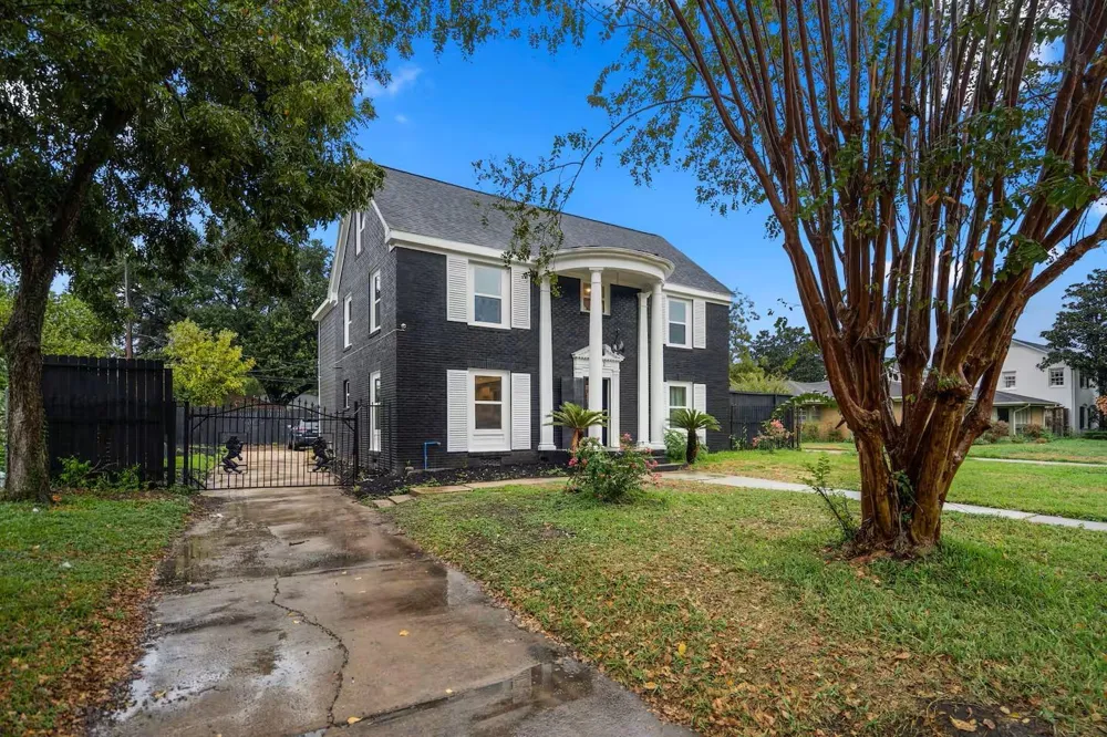 3741 Charleston Street Houston, TX 77021
